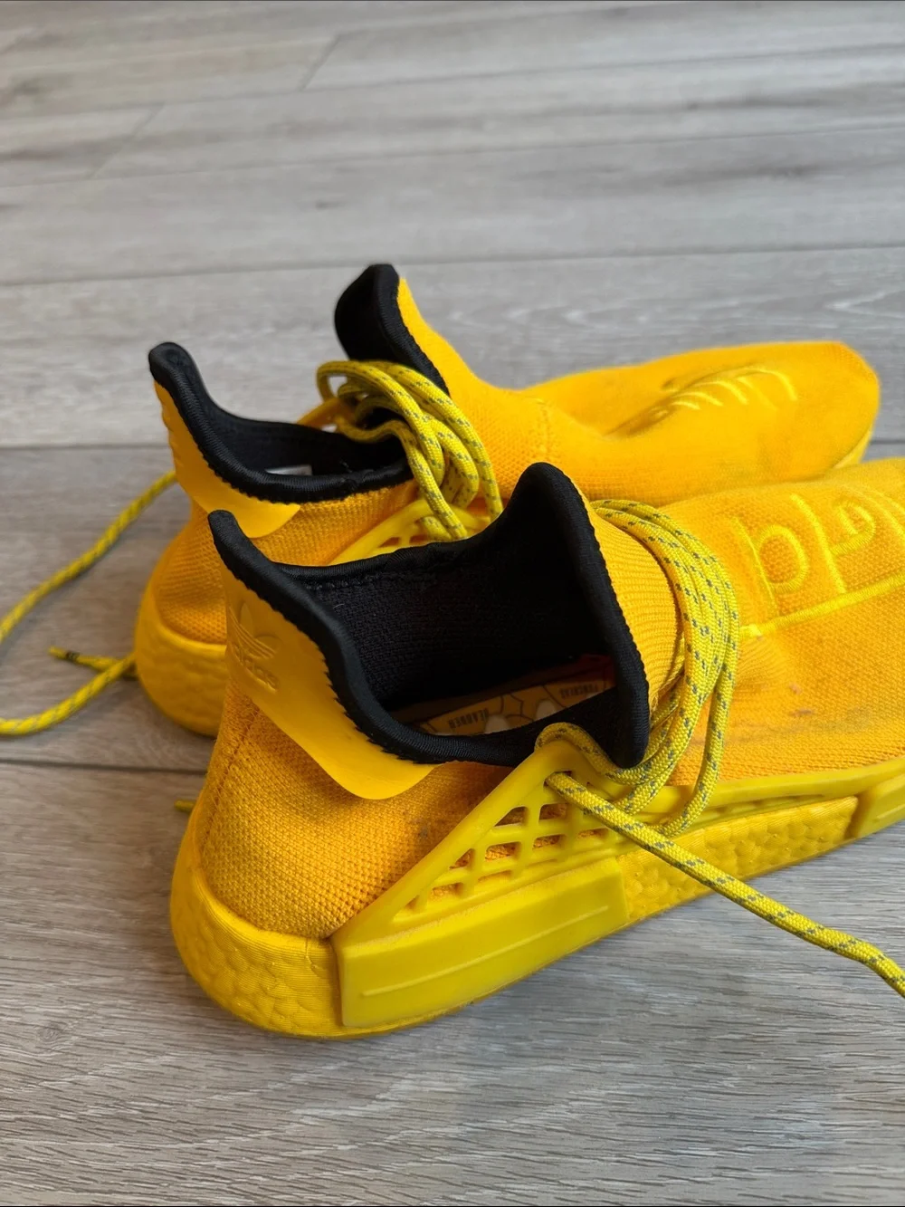 Adidas NMD Hu Pharrell Lightweight extra eye yellow sneakers size 10.5